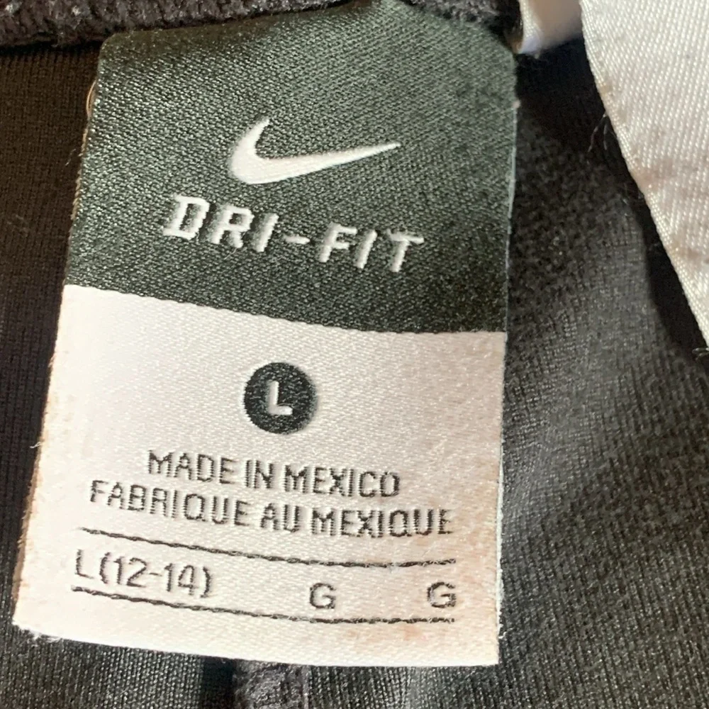 Women’s Nike Dri-Fit Black Cropped Pants Size Large GUC - Picture 5 of 6